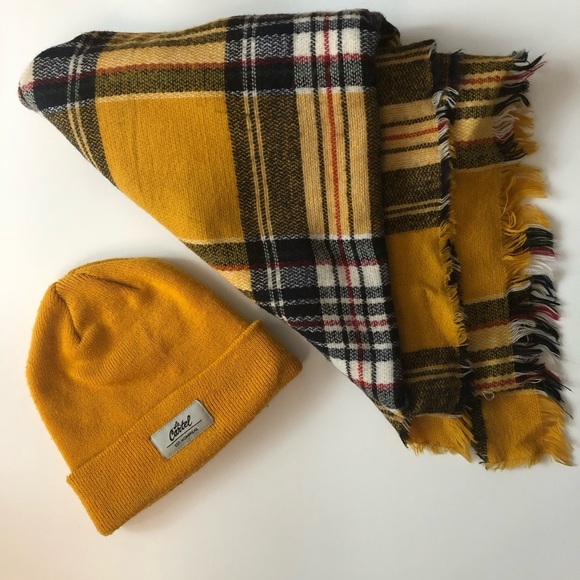 Mustard Plaid Blanket Scarf - Picture 6 of 6